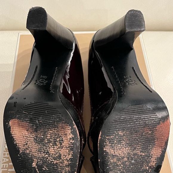 Michael Kors milan patent pump chocolate - Picture 7 of 14